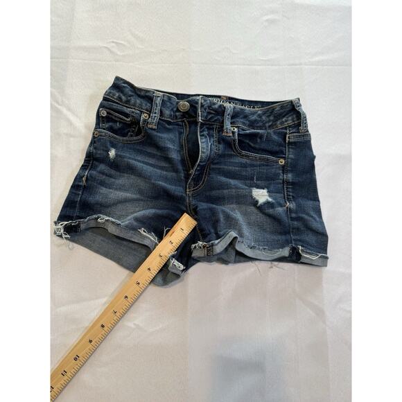 American Eagle Super Stretch Distressed Cut Off Jean‎ Shorts Women's Size 2 - Picture 8 of 8